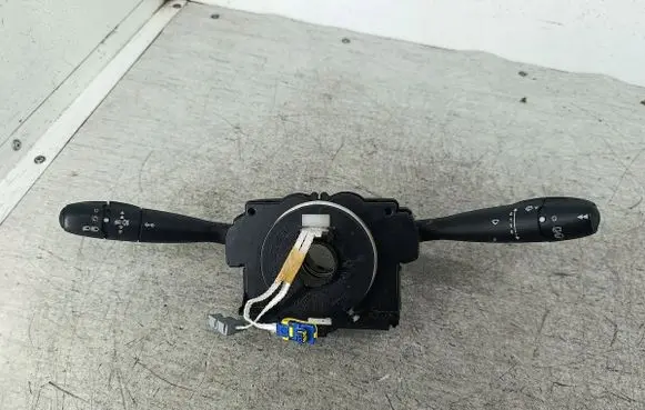 Peugeot 206+ Wiper turn signal indicator stalk/switch 