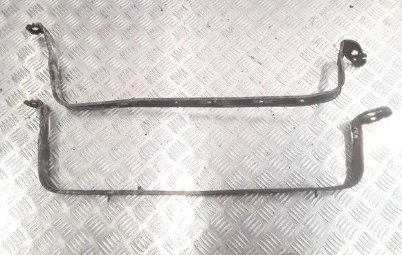 Volvo S40 Fuel tank mounting bracket 3M519057AC 3M519054AD