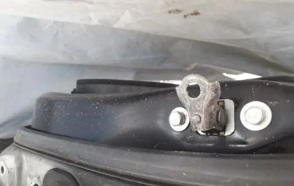 Honda CR-V Front door check strap stopper 