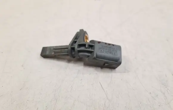 Volkswagen Touareg I ABS rear brake sensor 7L0927808B