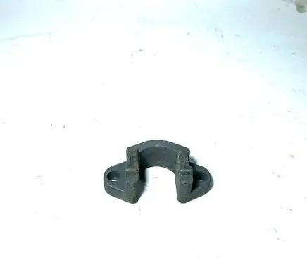 BMW 5 E60 E61 Fuel Injector clamp holder 13537787215 13537785133