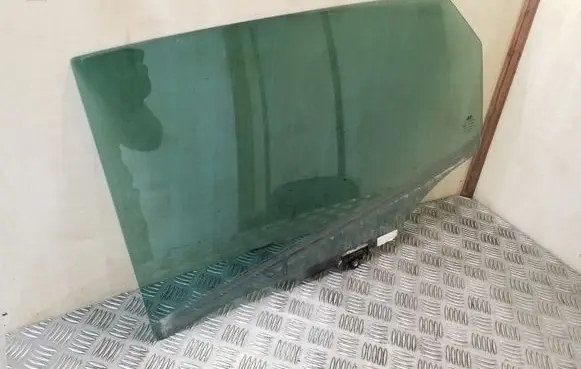 Hyundai ix35 Rear door window glass