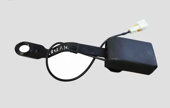 Citroen C4 I Picasso Front seatbelt buckle 9654972877 305442700
