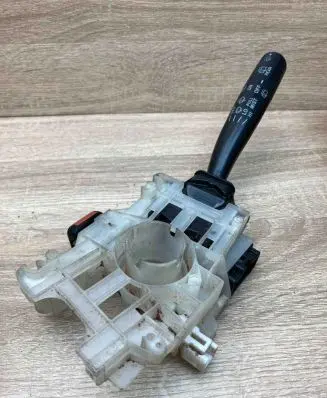 Subaru Forester SF Wiper control stalk 83111FC07 17A688