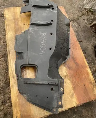 Lexus RX 450H Front bumper skid plate/under tray 5872448030