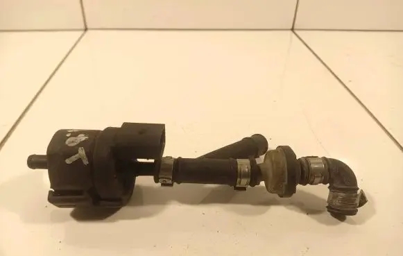 Audi A4 S4 B6 8E 8H Valve vacuum 06B133459D 1X04212128