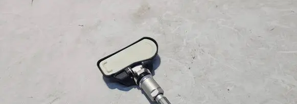 Opel Zafira C Tire pressure sensor 13598775 30608129