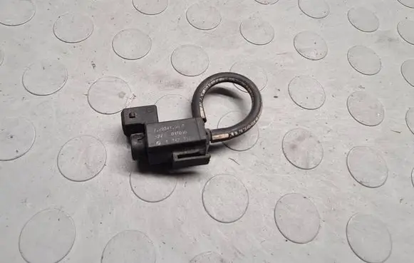 BMW X5 E53 Turbo solenoid valve 1742712 72234100 01T050