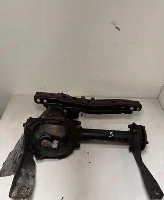 Hyundai Galloper Front axle beam 