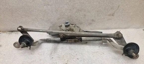 Front wiper linkage and motor