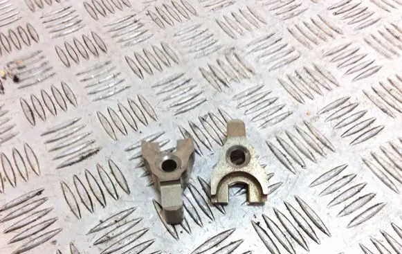 BMW 4 F36 Gran coupe Fuel Injector clamp holder
