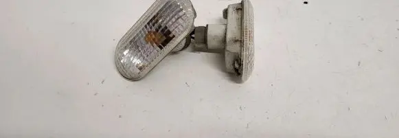 Ford Focus Front fender indicator light 4M5A13K309AA