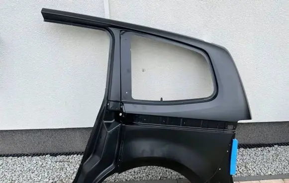 Seat Alhambra (Mk2) Fender 7N0809843B