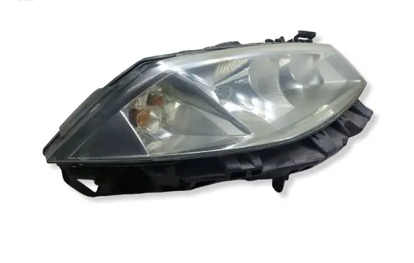 Renault Megane II Headlight/headlamp 8200073221JKASACJ 8200073221J