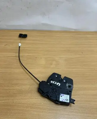 BMW X5 E70 Tailgate/trunk/boot lock/catch/latch 912842103 D5389