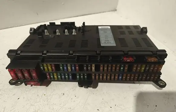 BMW X5 E53 Fuse module PA6GFGK30