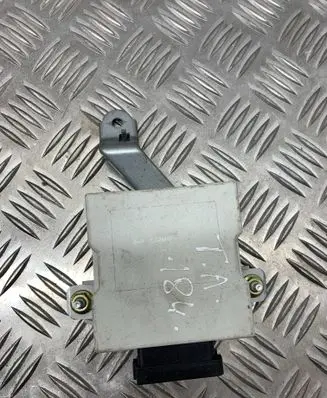 Toyota Avensis T250 Window wiper relay 150696
