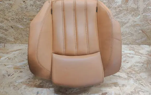 Rear seat