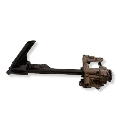 BMW 5 E60 E61 Oil pump 7789838 7790058 8706651032
