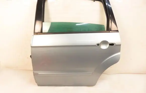 Rear door