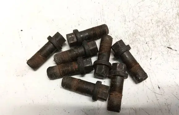 Mazda 5 Nuts/bolts 