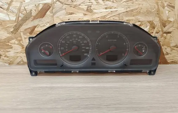 Volvo XC90 Speedometer (instrument cluster) 30746111 8602891 69594850T