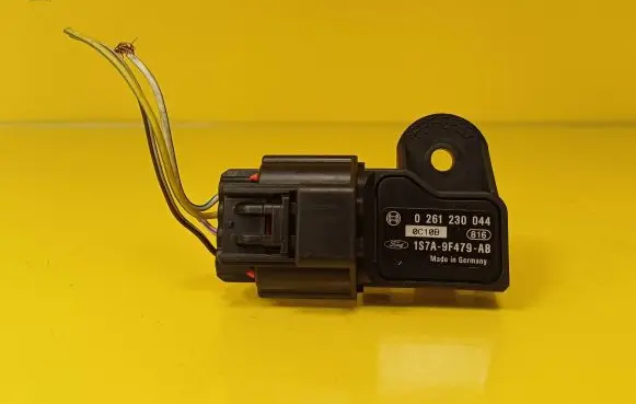 Ford Focus Air pressure sensor 0261230044 1S7A9F479AB