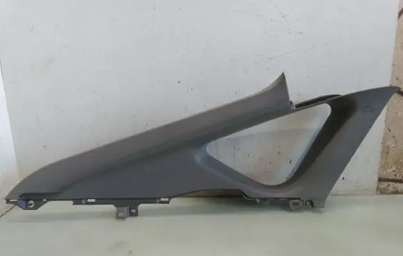Toyota Prius (NHW20) (C) pillar trim 6248047020