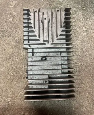 Mazda CX-7 Sound amplifier