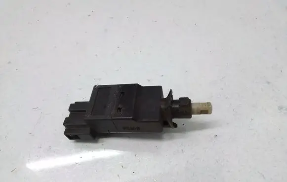 Mercedes-Benz E W211 Brake pedal sensor switch 0015454009