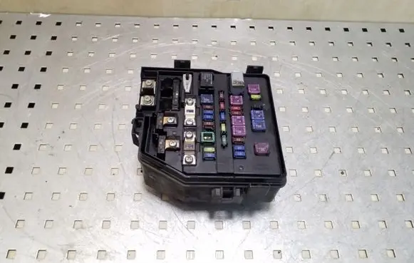 Honda CR-V Fuse box set 08SWYE01
