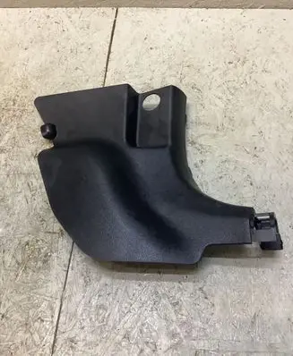 Foot area side trim