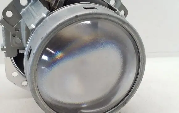 Mercedes-Benz E W211 Headlight lense 15538878