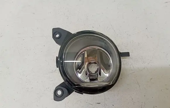Toyota Corolla E120 E130 Front fog light 8122002090