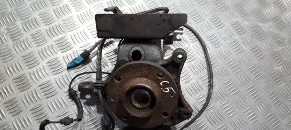 Citroen C5 Front wheel hub