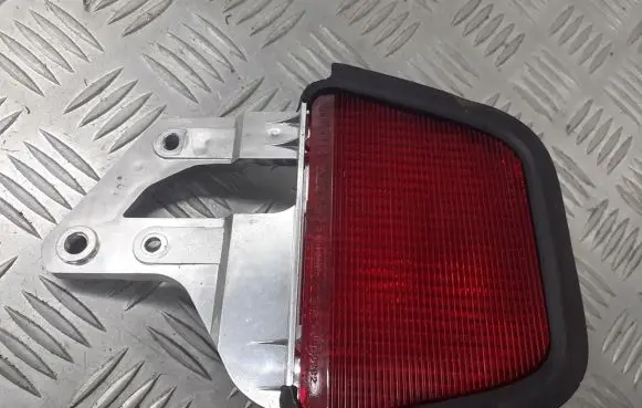 Toyota Avensis T250 Third/center stoplight