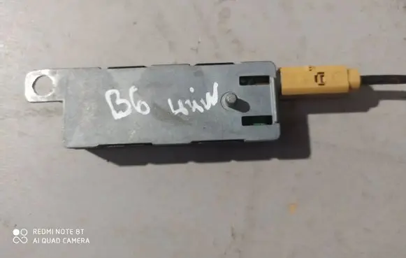 Antenna control unit