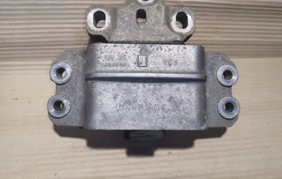 Audi A3 S3 8P Engine mount vacuum valve 1K0199555Q