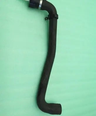 Ford Kuga I Engine coolant pipe/hose 8V418260AB