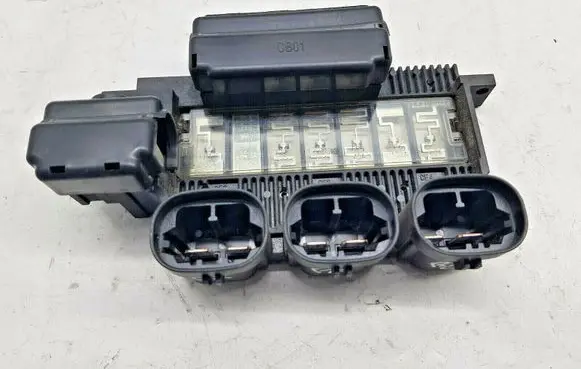 Peugeot Expert Fuse module 1400550780 nr1591