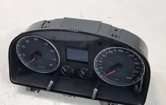 Volkswagen Touran I Speedometer (instrument cluster) 1T0920863D V0001000