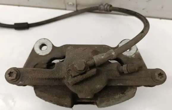 Volkswagen Golf VIII Front brake caliper