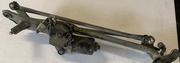 Lexus GS 300 350 430 450H Front wiper linkage and motor 8511030520 1592008031