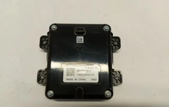 Tesla Model 3 USB control unit 1855541-00-D