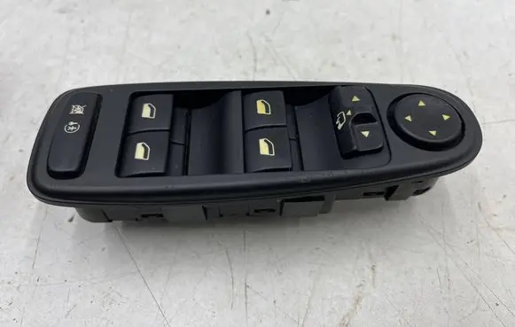 Citroen C4 Grand Picasso Electric window control switch 96639383zd