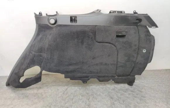 Trunk/boot side trim panel