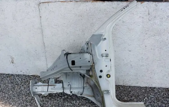 Citroen Nemo Front quarter panel 
