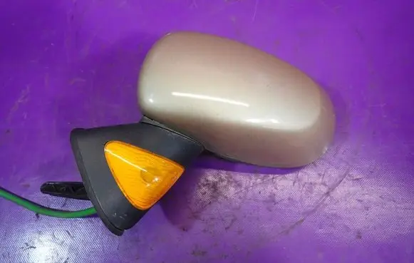 Renault Modus Front door electric wing mirror 