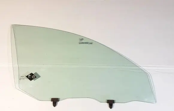 Nissan Primera Front door window glass four-door 43R00049
