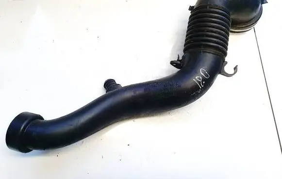 BMW 7 E65 E66 Intercooler hose/pipe 1371779427201 137177880004-06